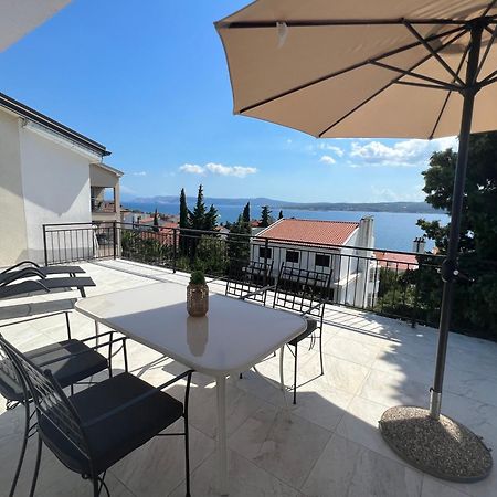 Papalinna Crikvenica Exteriör bild